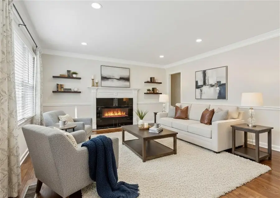 186 W Lake Drive Nw, Atlanta, GA 30314 - Image #3