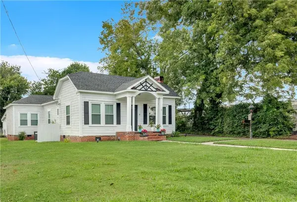 8 S Hughes Street Sw, Rome, GA 30165