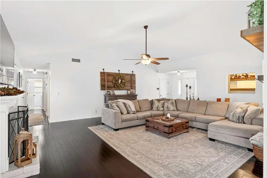 5386 Olde Mill Drive Ne, Woodstock, GA 30188 - Image #2