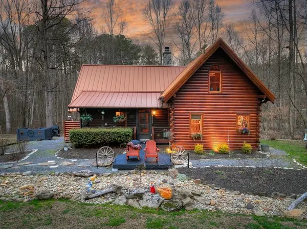 222 Grouse Lane, Talking Rock, GA 30175