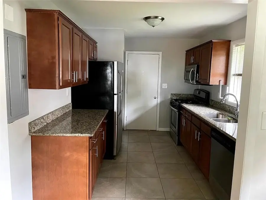 260 Thornton Street Sw, Atlanta, GA 30315 - #3