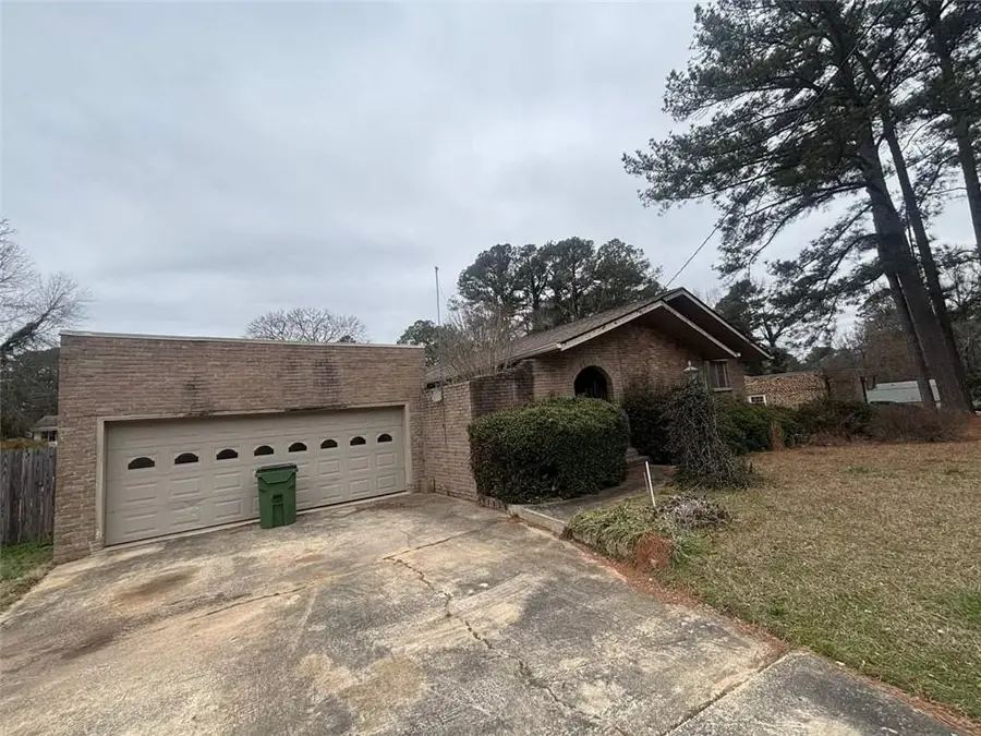 6403 Briarwood Court, Riverdale, GA 30296 - Image #2