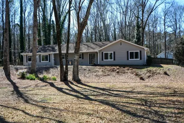 1379 Branchwood Drive, Snellville, GA 30078