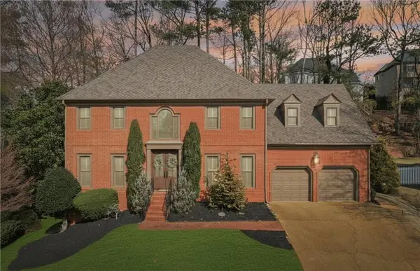 7 Ninth Green Drive, Roswell, GA 30076