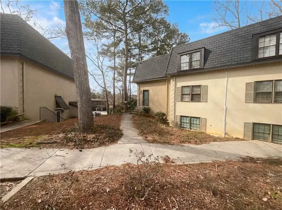 27 Chaumont Square Nw, Atlanta, GA 30327 - #2