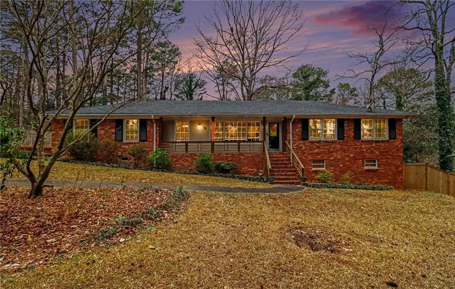 645 Oak Hill Circle, Stone Mountain, GA 30083 - #2