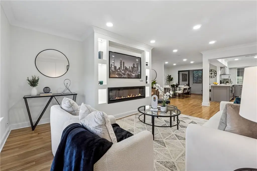 106 La Rue Place Nw, Atlanta, GA 30327 - #1