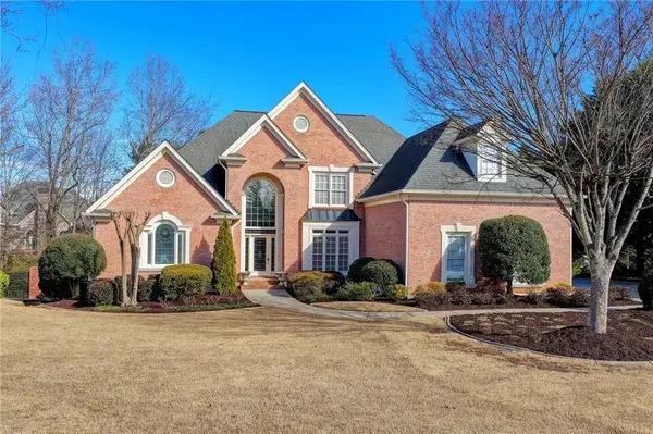 6905 Blackthorn Lane, Suwanee, GA 30024