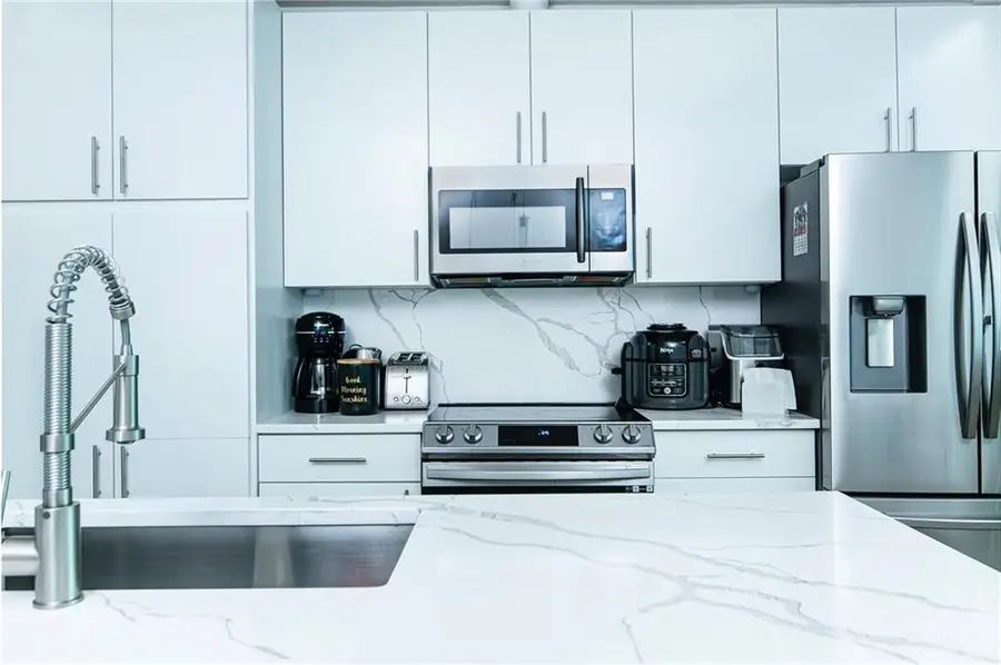 943 Peachtree Street Ne #802, Atlanta, GA 30309 - #2