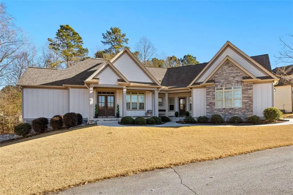 415 Vanderbilt Parkway, Newnan, GA 30265 - #1