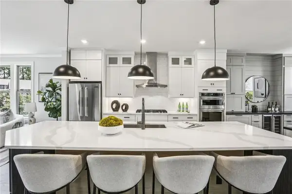 2090 Emmet Park Lane, Decatur, GA 30033