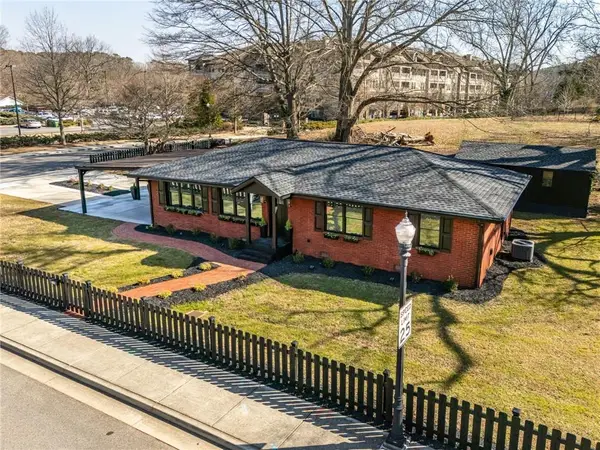 4632 School Street, Acworth, GA 30101