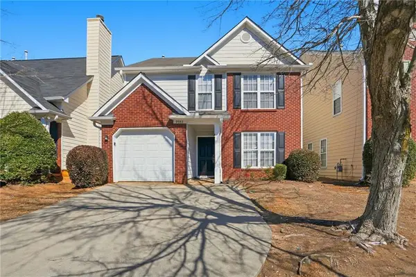 9553 Lakeview Circle, Union City, GA 30291