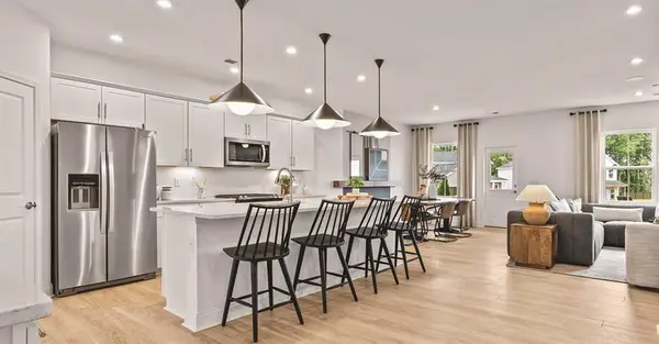 6124 Marigold Way, Atlanta, GA 30349