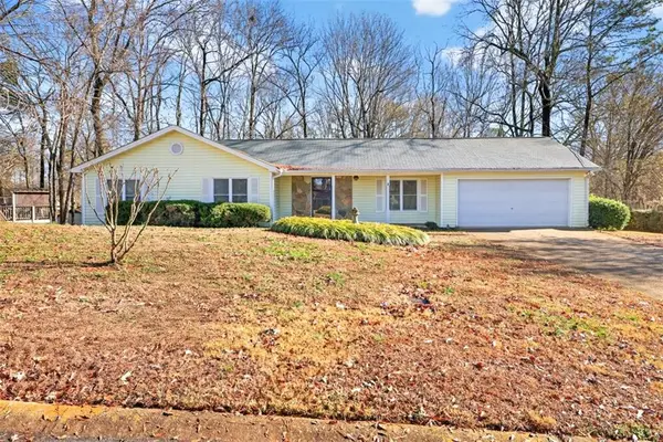 564 Mill Run Place, Lawrenceville, GA 30046