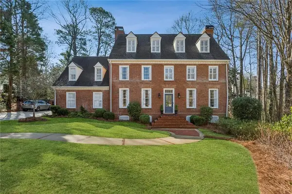 985 Club Commons Circle Ne, Brookhaven, GA 30319