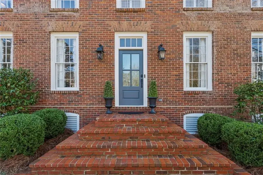 985 Club Commons Circle Ne, Brookhaven, GA 30319 - #2