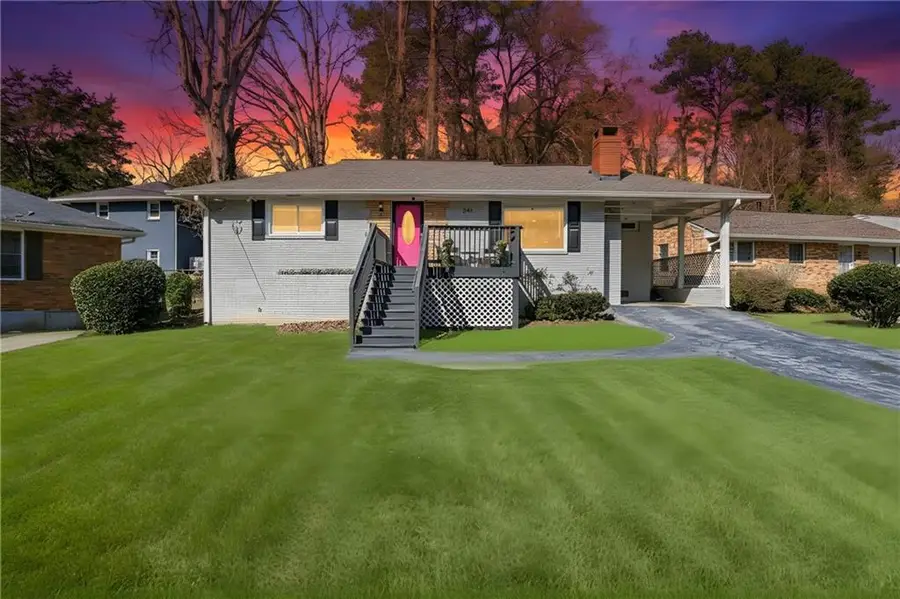 240 W Lake Drive Nw, Atlanta, GA 30314 - #2