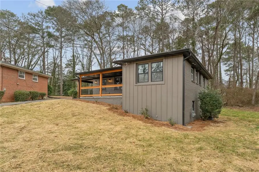 2749 Lincoln Court Nw, Atlanta, GA 30318 - #2