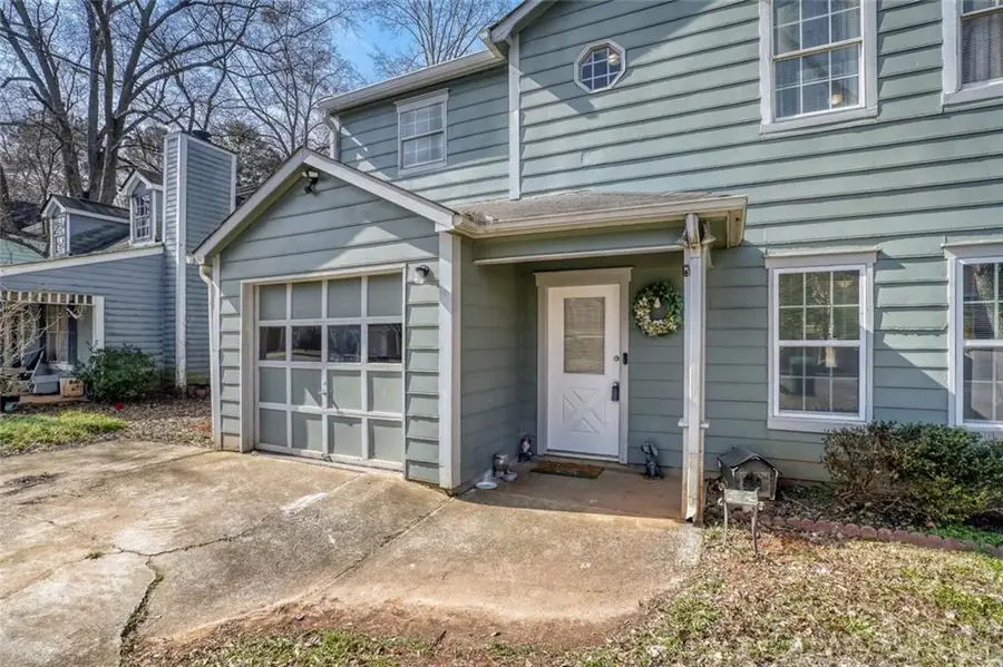 1049 Autumn Crest Drive, Stone Mountain, GA 30083 - #2