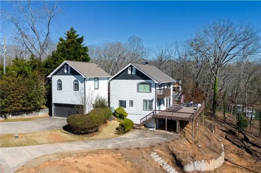 5997 Warpath Road, Flowery Branch, GA 30542 - #2