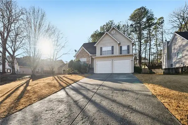 1620 Rushing River Way, Suwanee, GA 30024