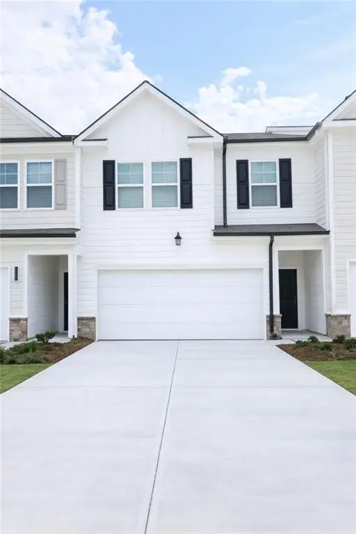 6394 Sundowner Place, South Fulton, GA 30331