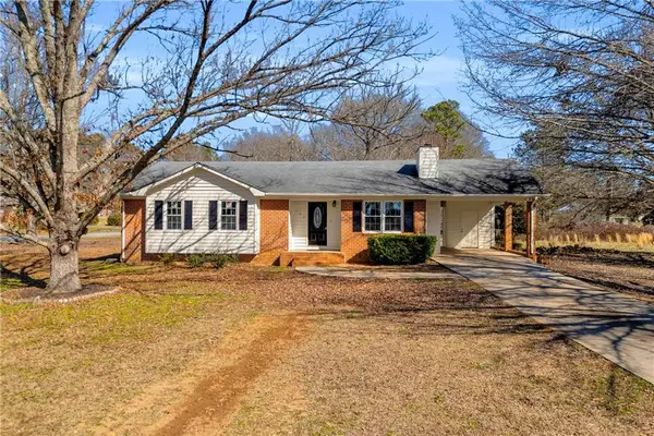 105 Carney Lake Road, Winterville, GA 30683