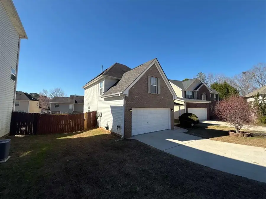 209 Siesta Key Ct, Locust Grove, GA 30248 - #2