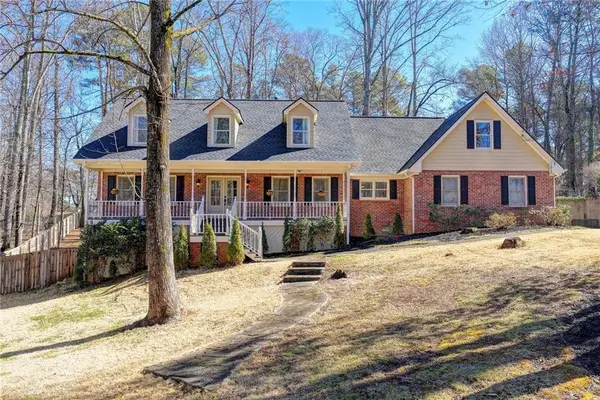 2085 Kings Valley Drive, Lawrenceville, GA 30043