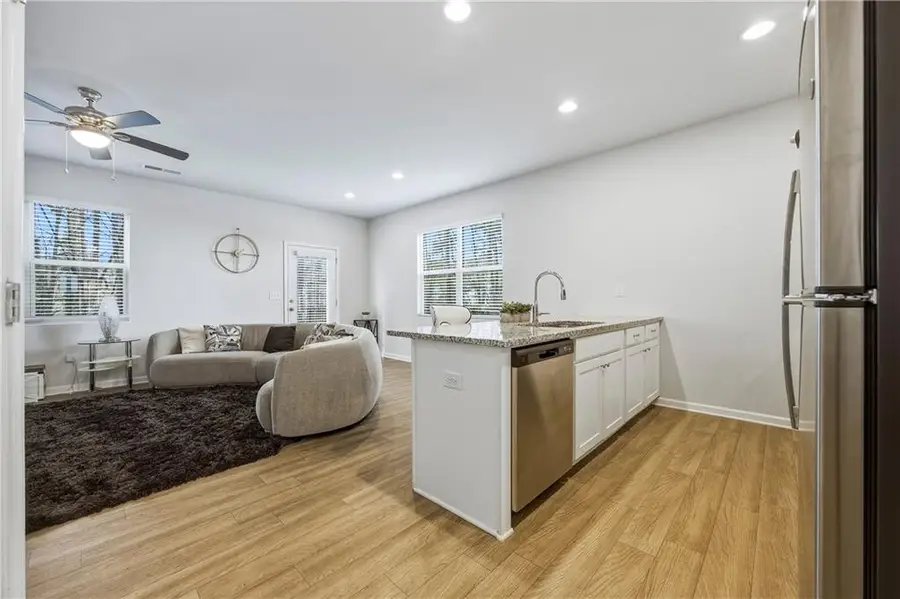 3175 Meadowstone Lane Sw, Atlanta, GA 30331 - #3