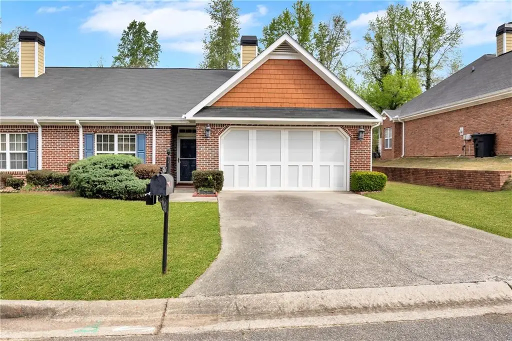 2560 Rosehill Circle, Lithia Springs, GA 30122 - #1