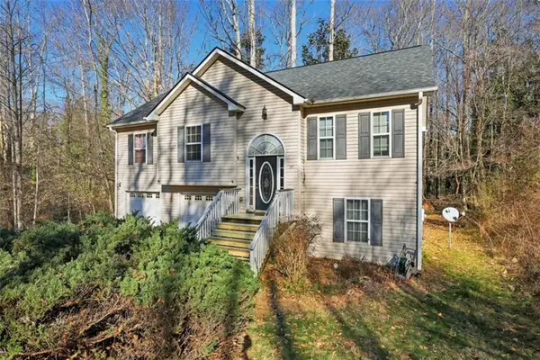 139 Mountain Overlook Drive, Cleveland, GA 30528