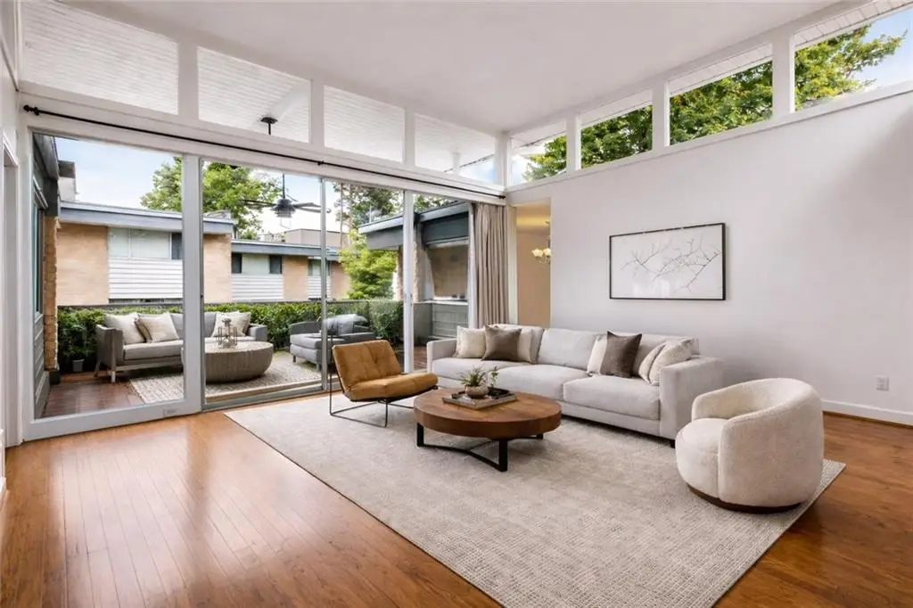 4300 Chastain Walk Ne #20, Atlanta, GA 30342 - #1