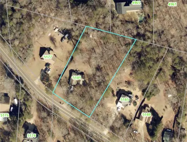 5181 Cash Rd, Flowery Branch, GA 30542