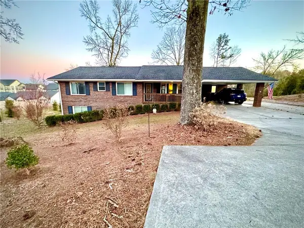 1335 Hillcrest Drive, Sugar Hill, GA 30518