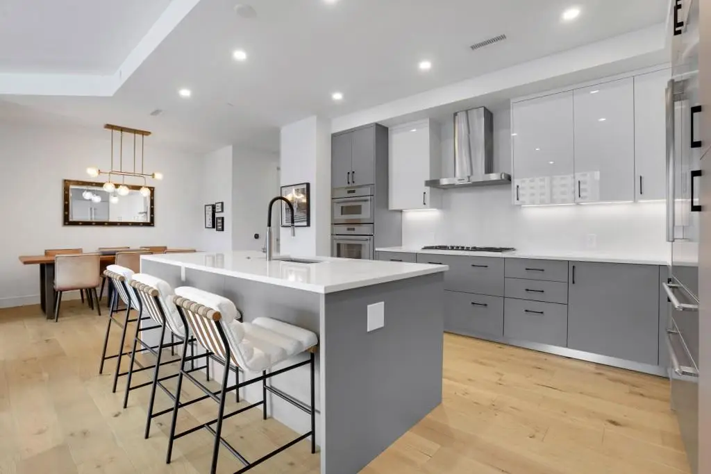 2425 Peachtree Road Ne #803, Atlanta, GA 30305 - #1