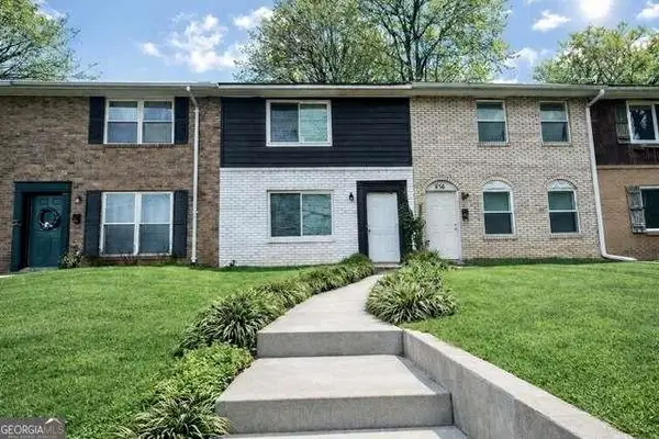 860 College Avenue, Athens, GA 30601