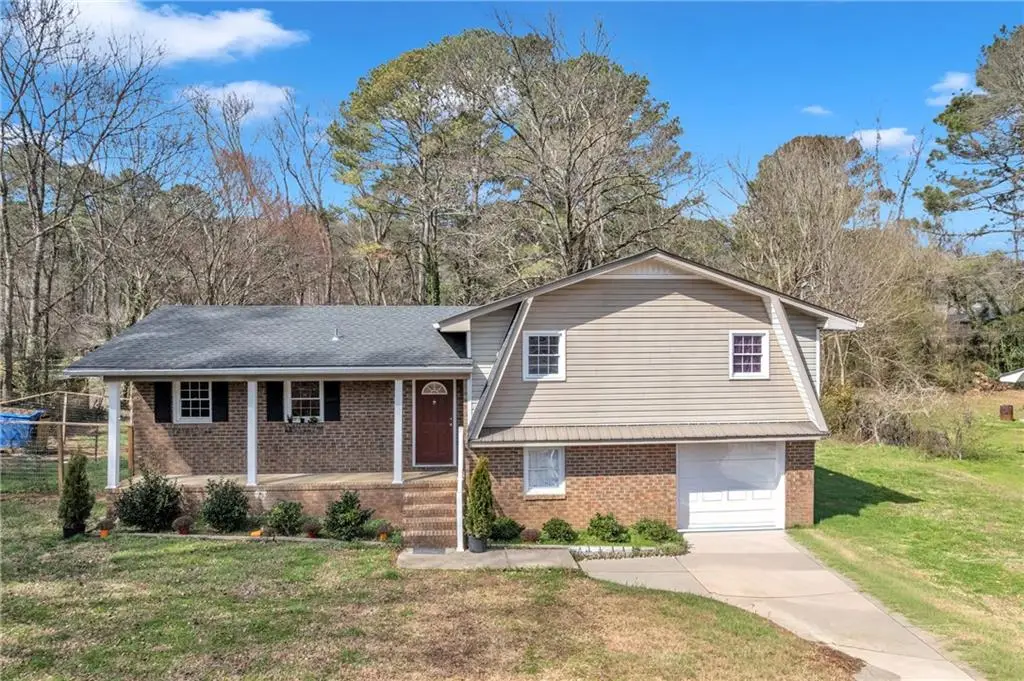 405 Strawberry Lane Se, Lindale, GA 30147 - #1