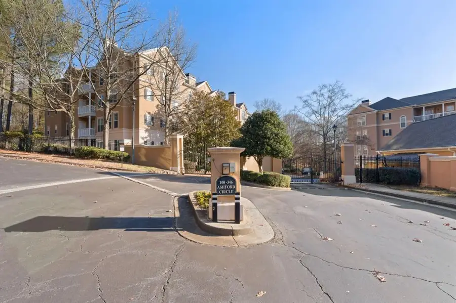 224 Ashford Circle, Dunwoody, GA 30338 - #3