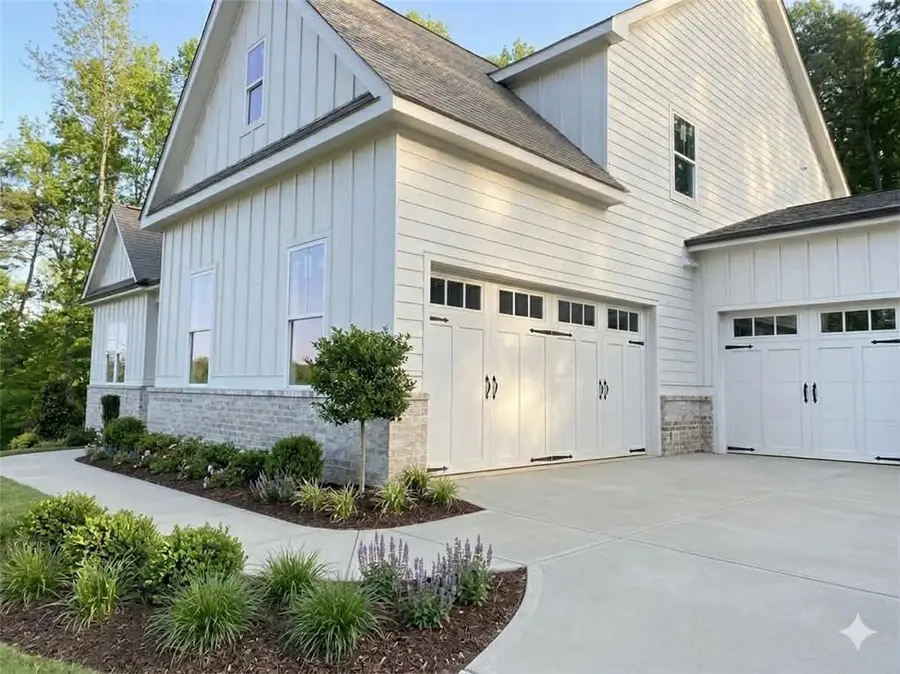 6043 Bluewater Boulevard, Gainesville, GA 30506 - #3