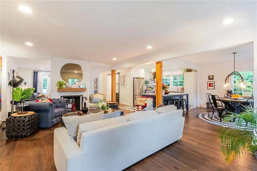 4006 N Stratford Road Ne, Atlanta, GA 30342 - #2