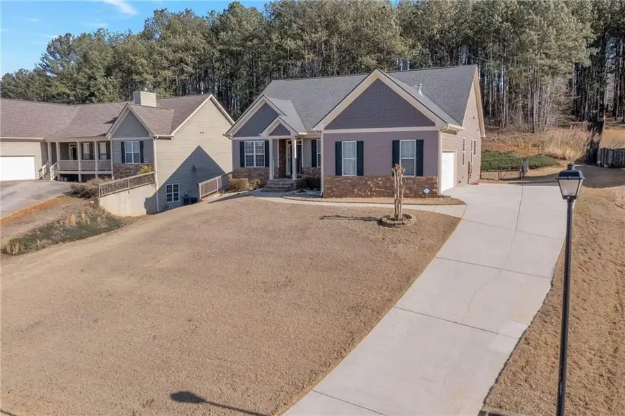 6365 Aarons Way, Flowery Branch, GA 30542 - #2