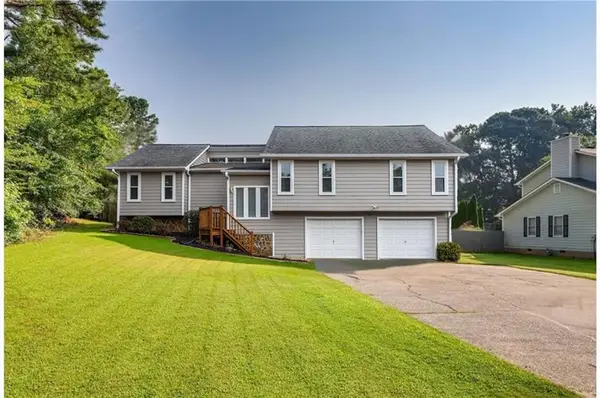 721 Shannon Green Circle Sw, Mableton, GA 30126