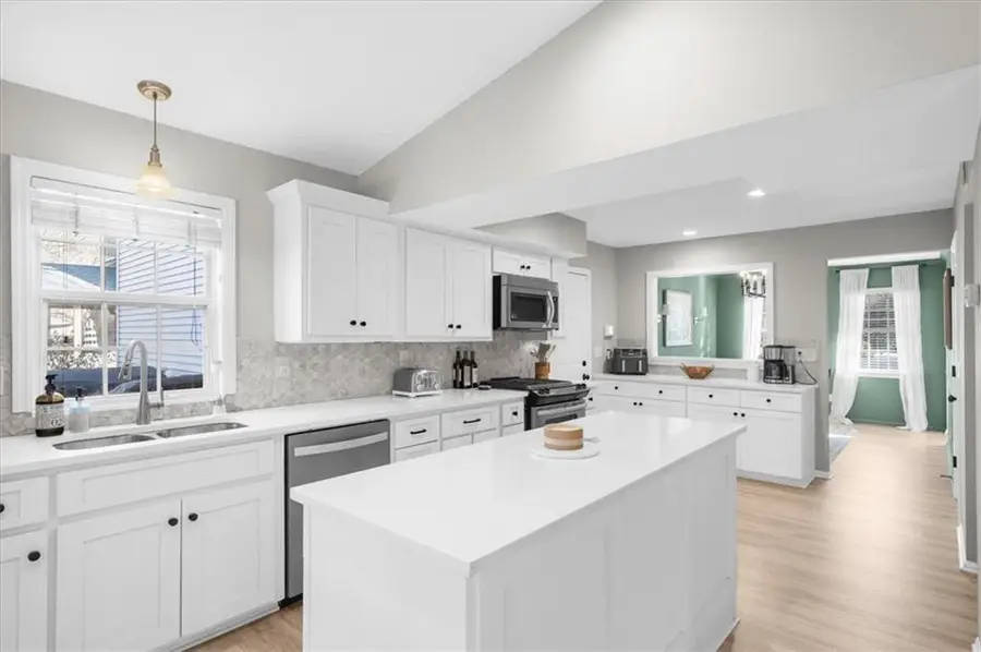 240 Park Bridge Lane, Roswell, GA 30075 - #2