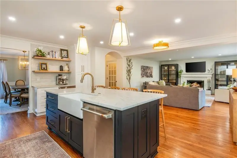 1141 Chestnut Hill Cir, Marietta, GA 30064 - #3