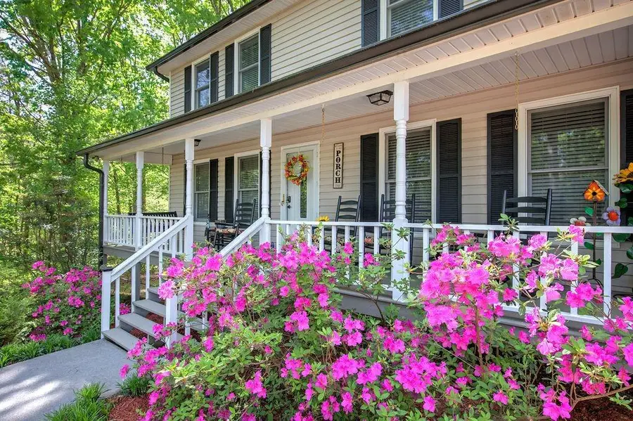 338 E Valley Road Ne, Rydal, GA 30171 - #2