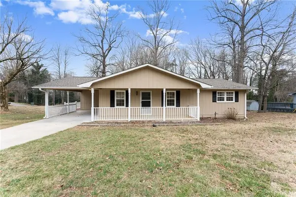 146 Pine Street, Cleveland, GA 30528