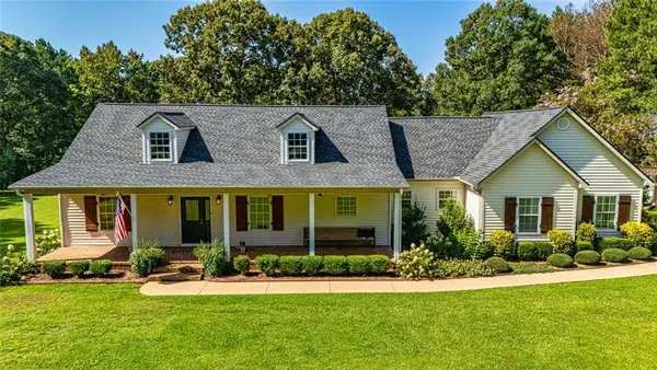 696 State Rte 18, Barnesville, GA 30204