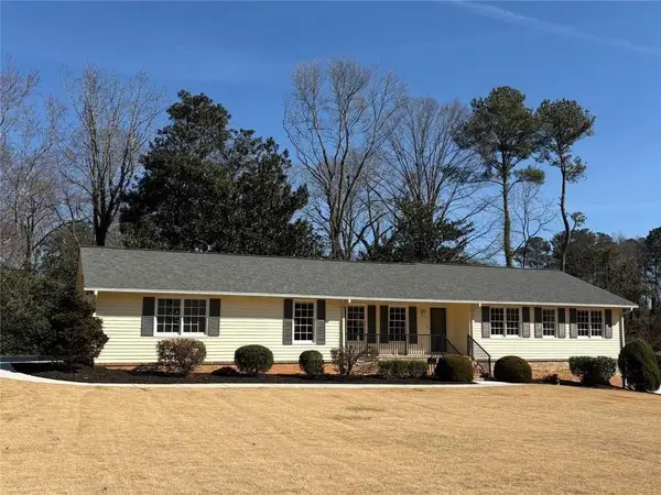 301 E Valley Drive, Marietta, GA 30068